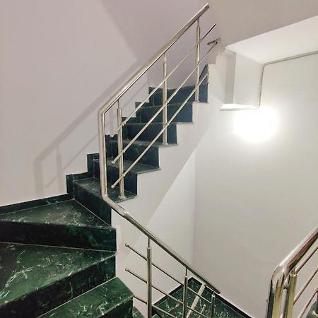 Kohinoor Guest House Varanasi Bagian luar foto